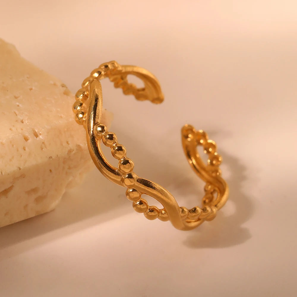 Minimalist Geometric Hollow Ring