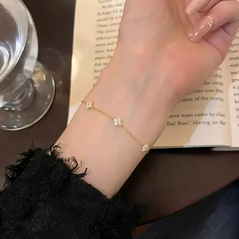 Crystal Four-Leaf Flower Bracelet