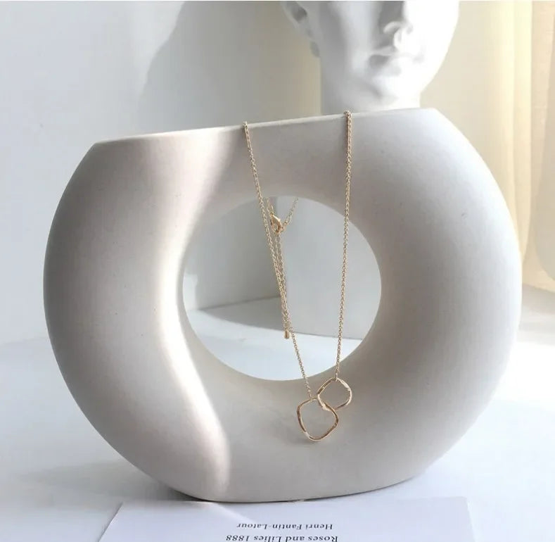 Double Round Pendant Necklace