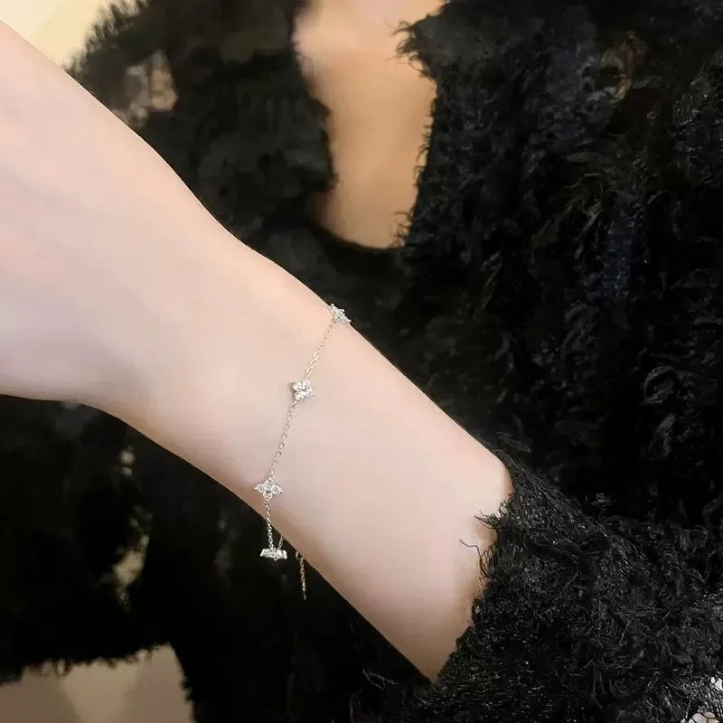 Crystal Four-Leaf Flower Bracelet