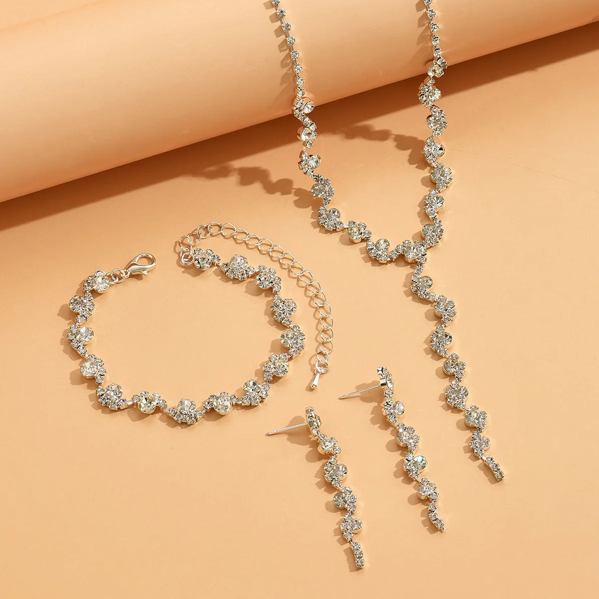 4-Piece Women’s Rhinestone Jewelry Set
