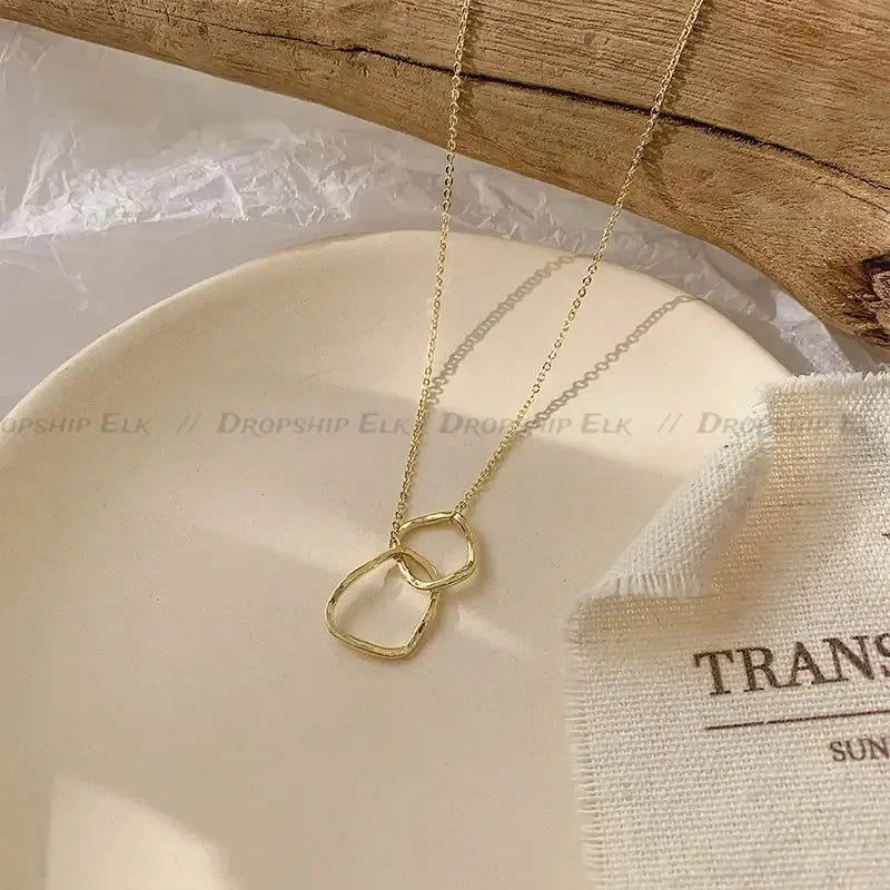 Double Round Pendant Necklace