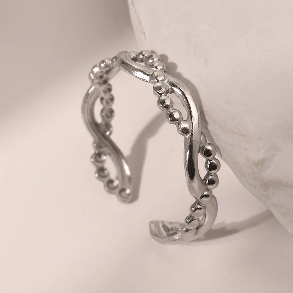 Minimalist Geometric Hollow Ring