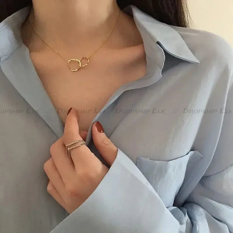 Double Round Pendant Necklace