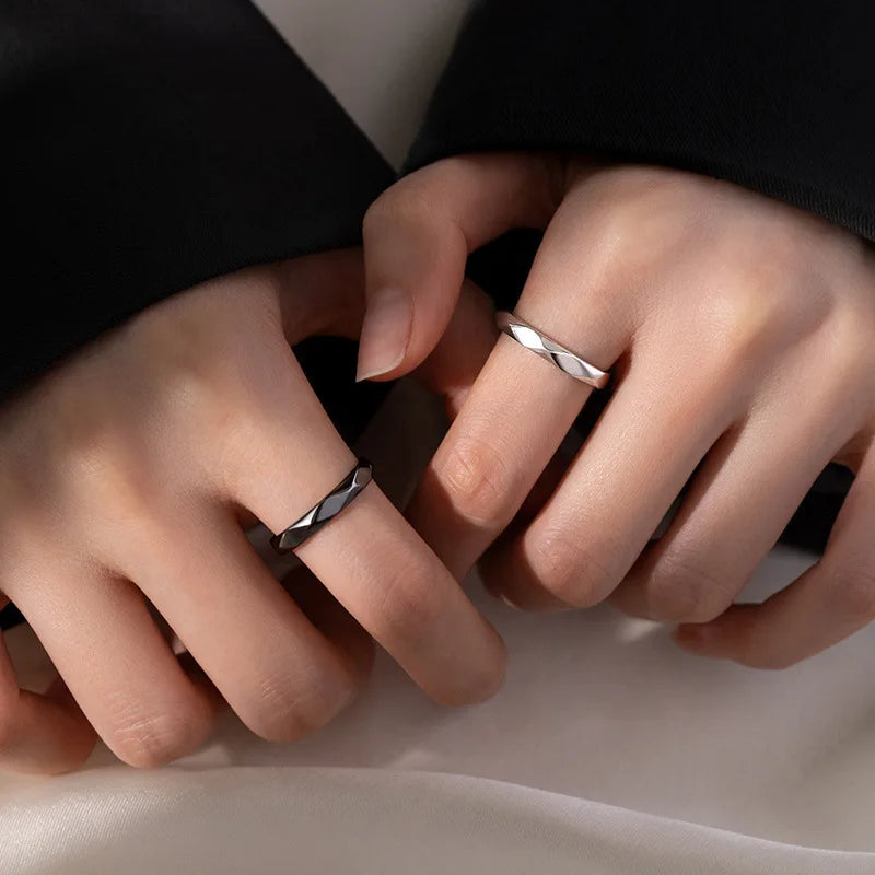 Black & White Geometric Adjustable Couple Rings
