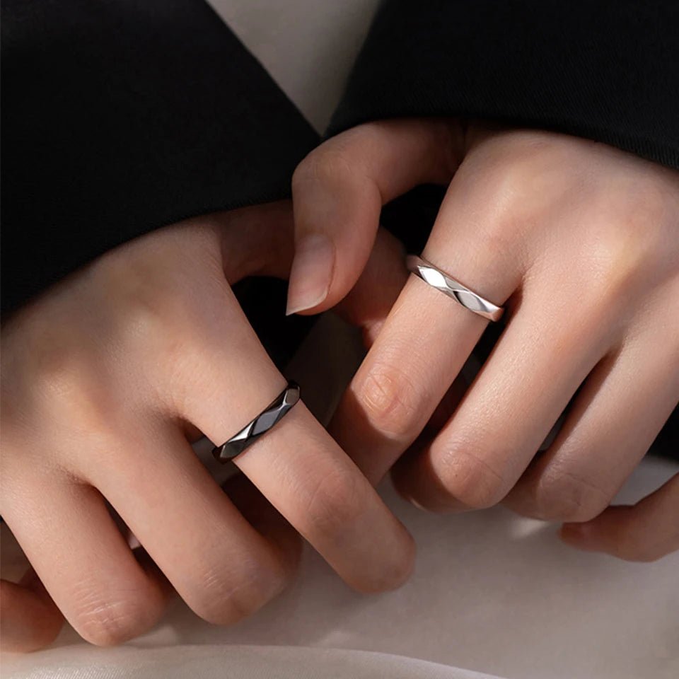 Black & White Geometric Adjustable Couple Rings