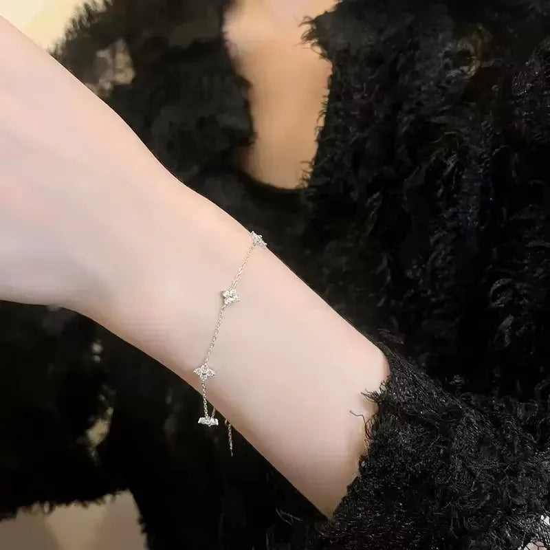 Crystal Four-Leaf Flower Bracelet