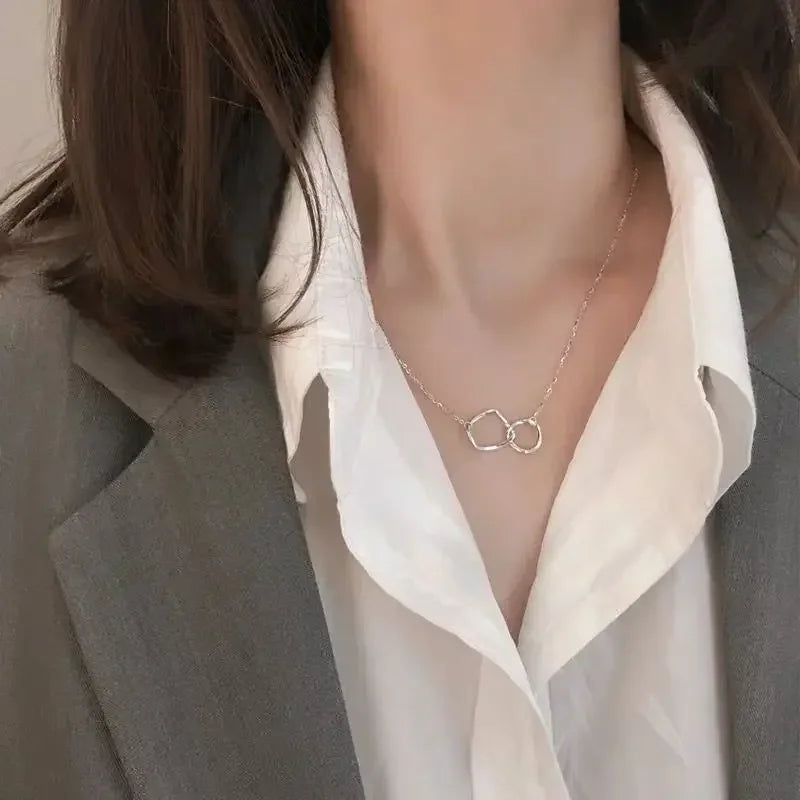 Double Round Pendant Necklace