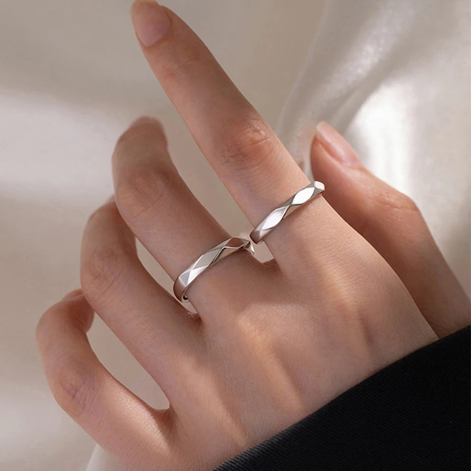 Black & White Geometric Adjustable Couple Rings
