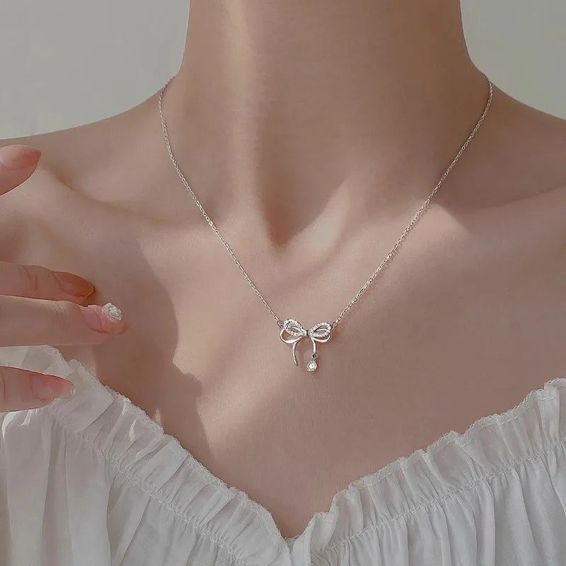 Elegant Bow Pendant Necklace